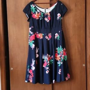 Eshakti Black Floral Dress - Size 22